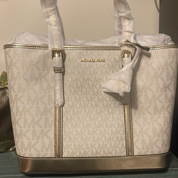 Jet Set Travel Small Metallic Logo Top-Zip Tote Bag NWT - Picture 4 of 5